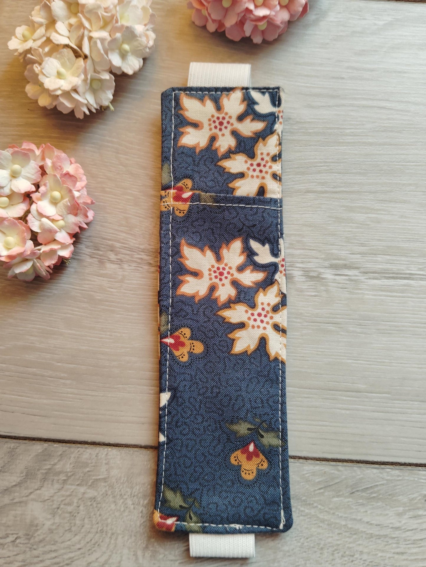 Pen holder/pouch, Journal Pen Holder, Pencil Holder, Pen Holder for Journal, Fabric Pen Holder, Diary Pen Holder, Pen Holder for Notebook