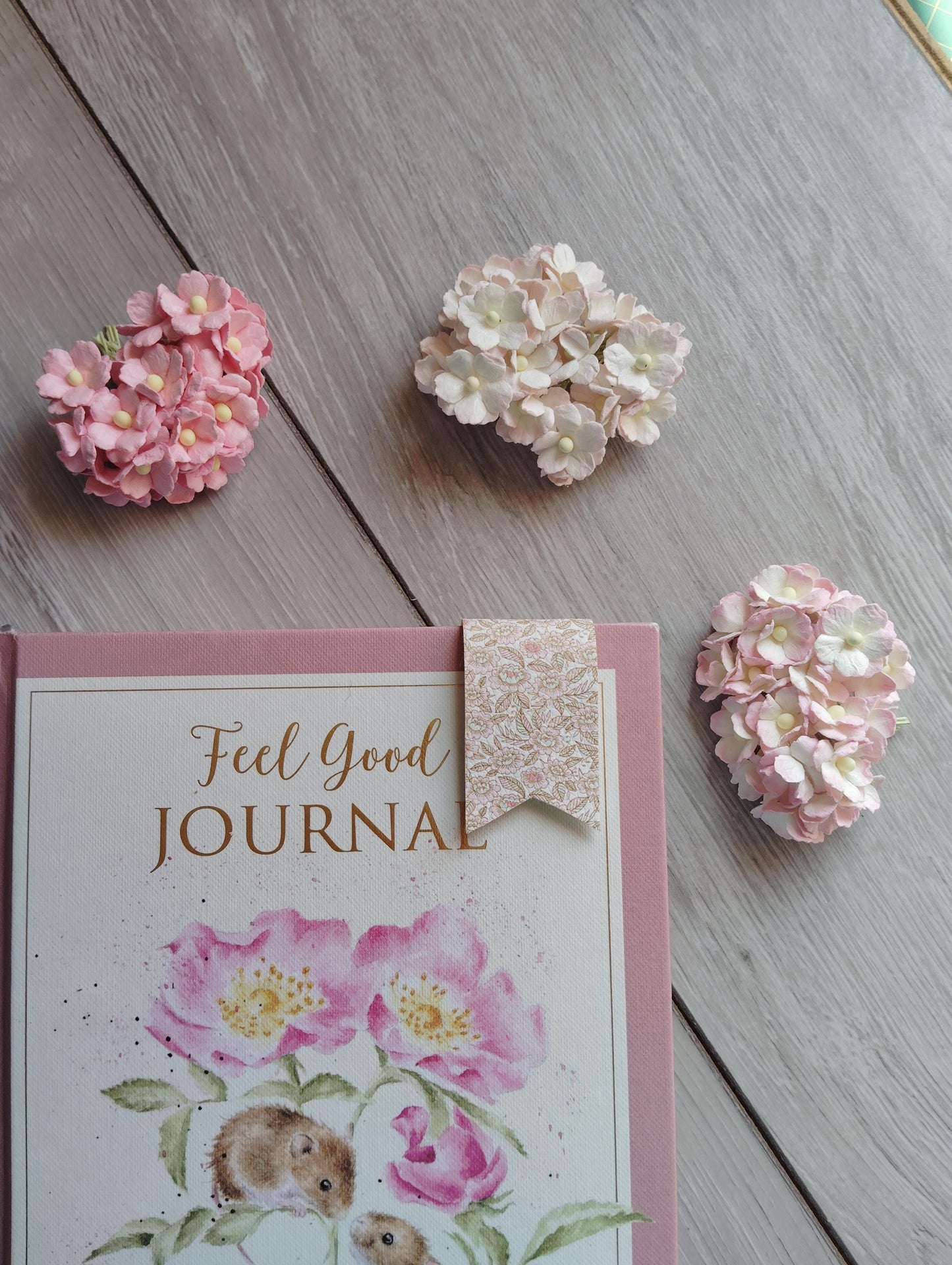 Magnetic bookmarks, leatherette bookmarks, plain pink & pink floral, book lovers gift, thank you teacher gift, gifts for him/her