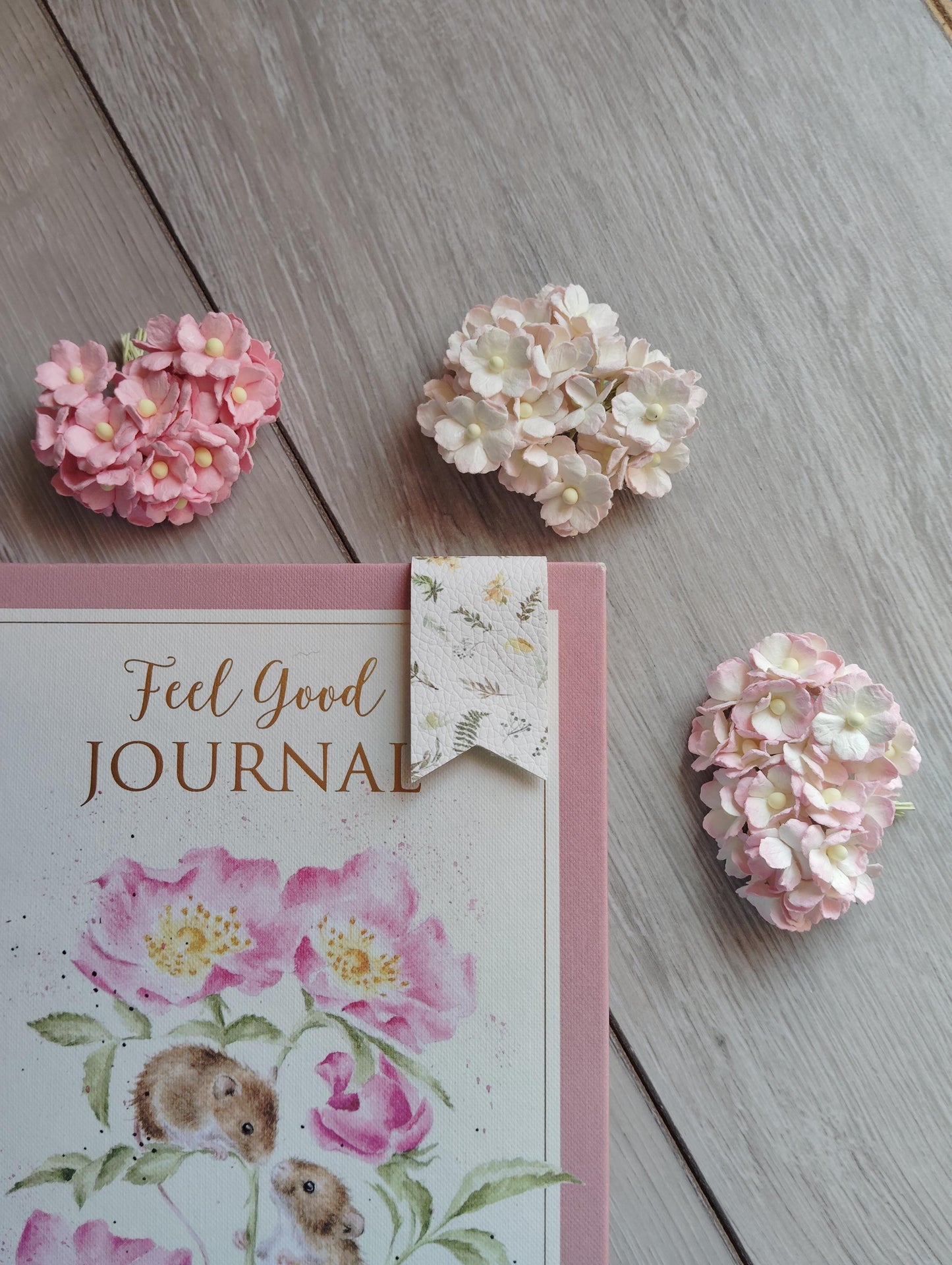 Magnetic bookmarks, leatherette bookmarks, pink floral & white floral, book lovers gift, thank you teacher gift, gifts for him/her