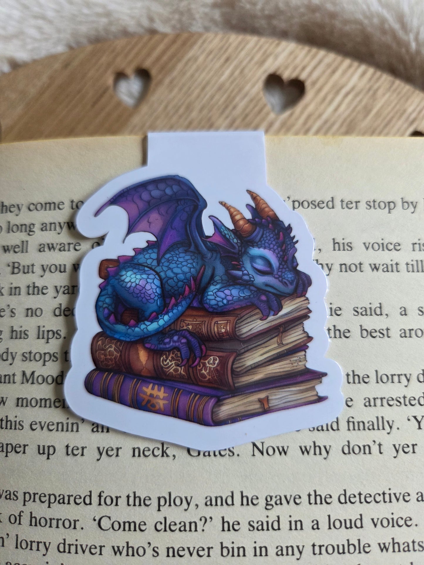 Magnetic bookmark, blue dragon sleeping on a stack of books