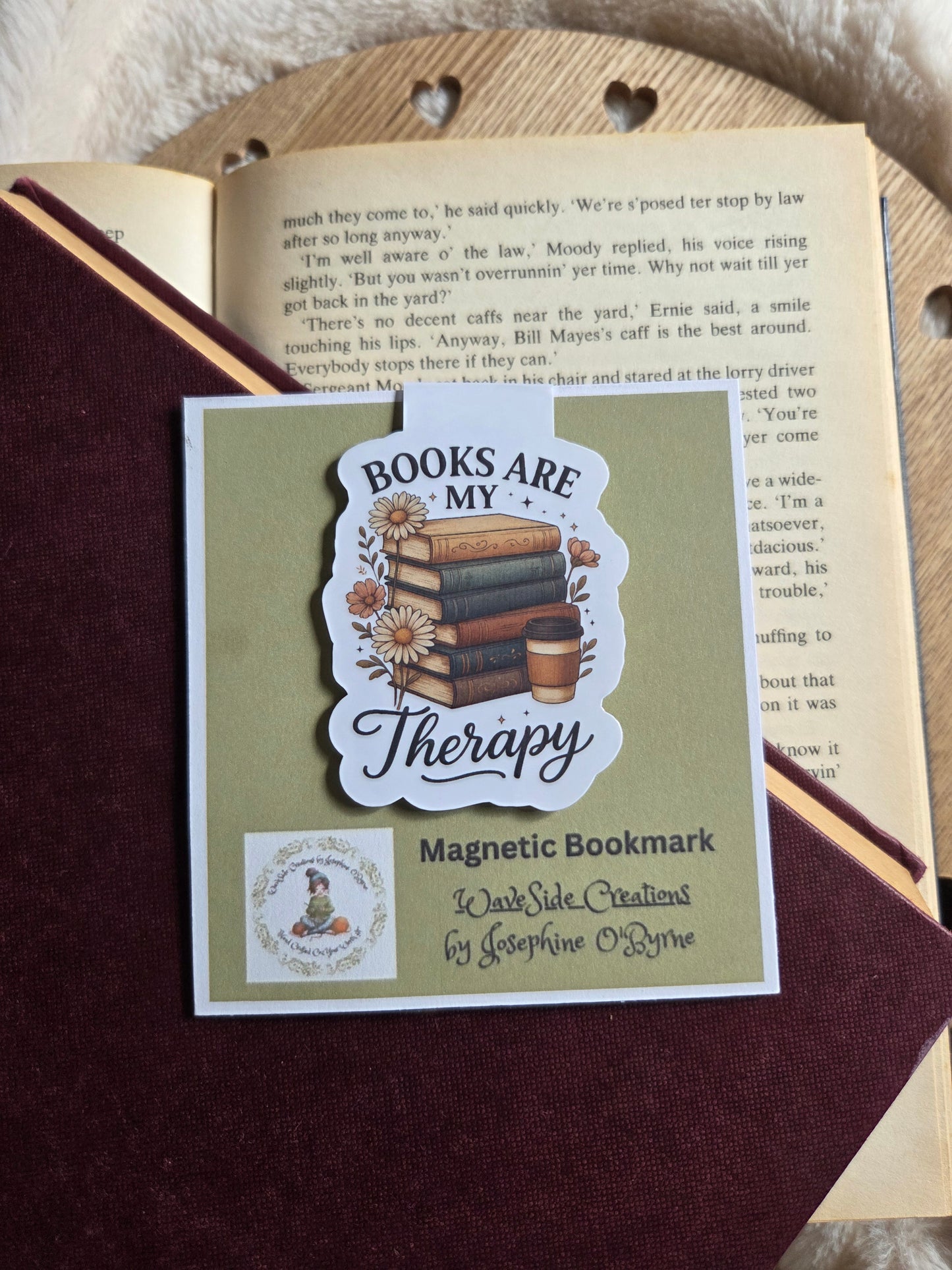 Magnetic bookmark, "books are my therapy" bookmark.