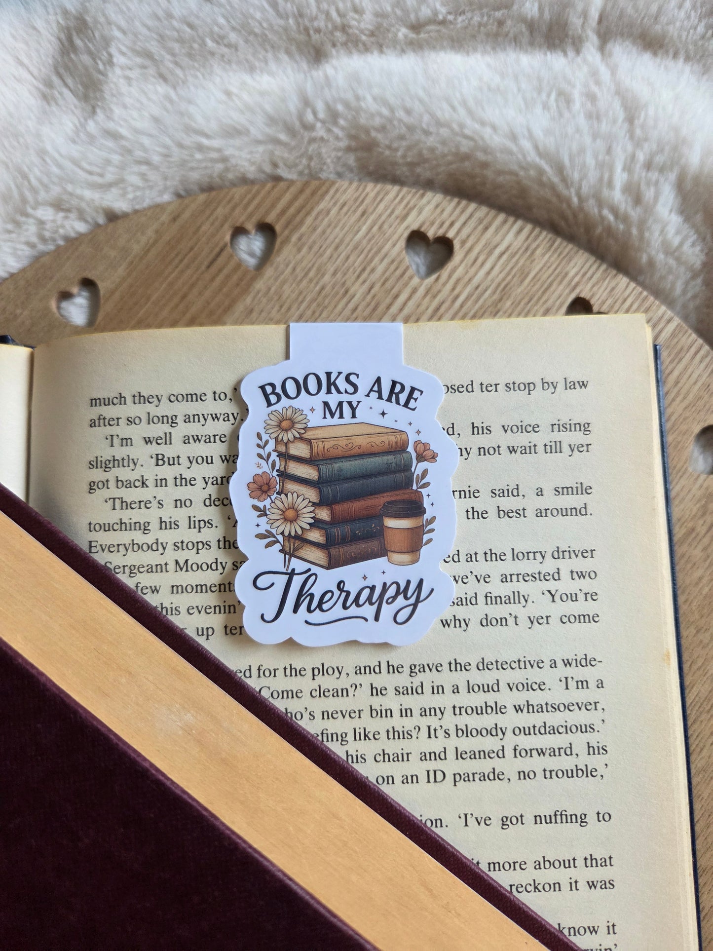 Magnetic bookmark, "books are my therapy" bookmark.